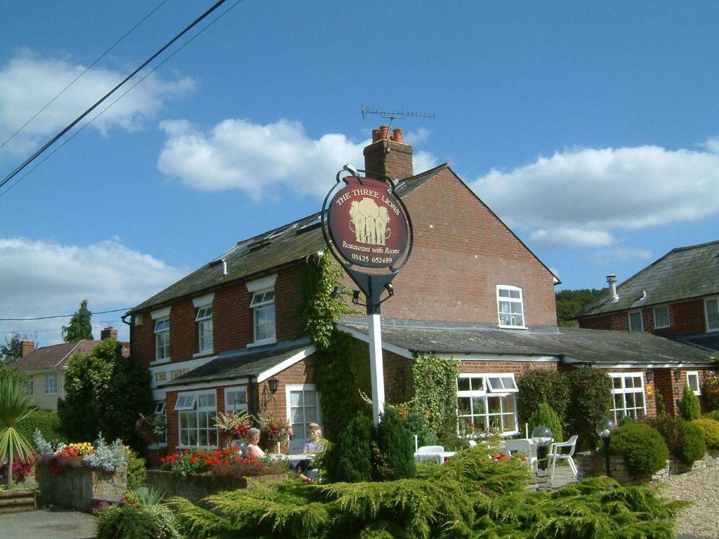 The Three Lions Ξενοδοχείο Fordingbridge Εξωτερικό φωτογραφία